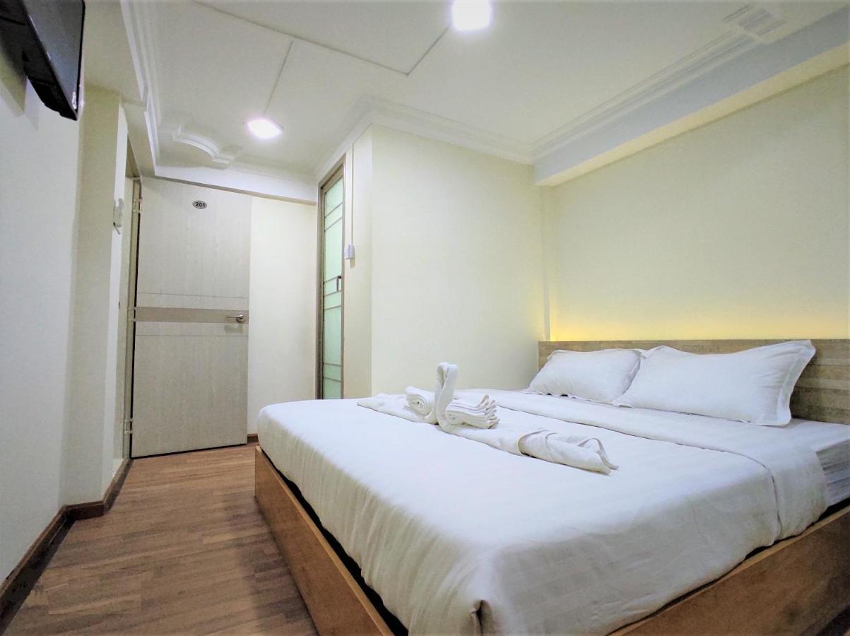 November Hostel Rangun Kültér fotó
