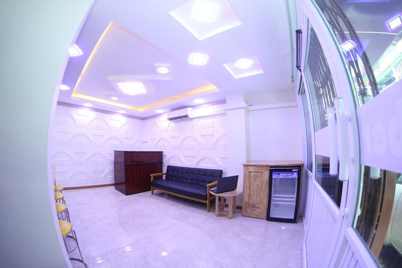 November Hostel Rangun Kültér fotó